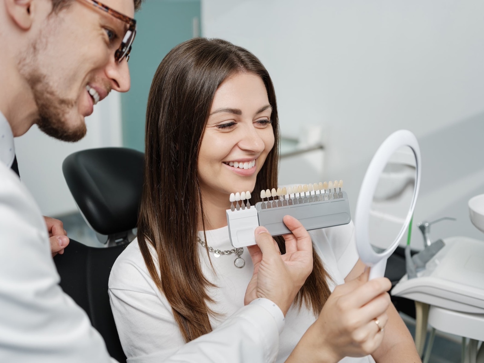 Veneers: A Minimally Invasive Alternative?